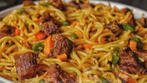 Des spaghettis et une sauce à la viande faciles à préparer pour les soirs de semaine, entièrement faits à partir de zéro. Utilisez du bœuf haché, de la dinde, du porc, du poulet ou de l'agneau pour préparer cette recette simple de spaghettis. Passez à la recette de spaghettis à la sauce à la viande.