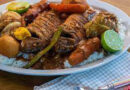 La recette simple et facile à faire de domoda dieune est un plat traditionnel sénégalais. Ce plat est un mélange savoureux et épicé de viande de bœuf, de poulet ou de poisson, de légumes tels que des tomates, des oignons, des carottes , poivrons,... 